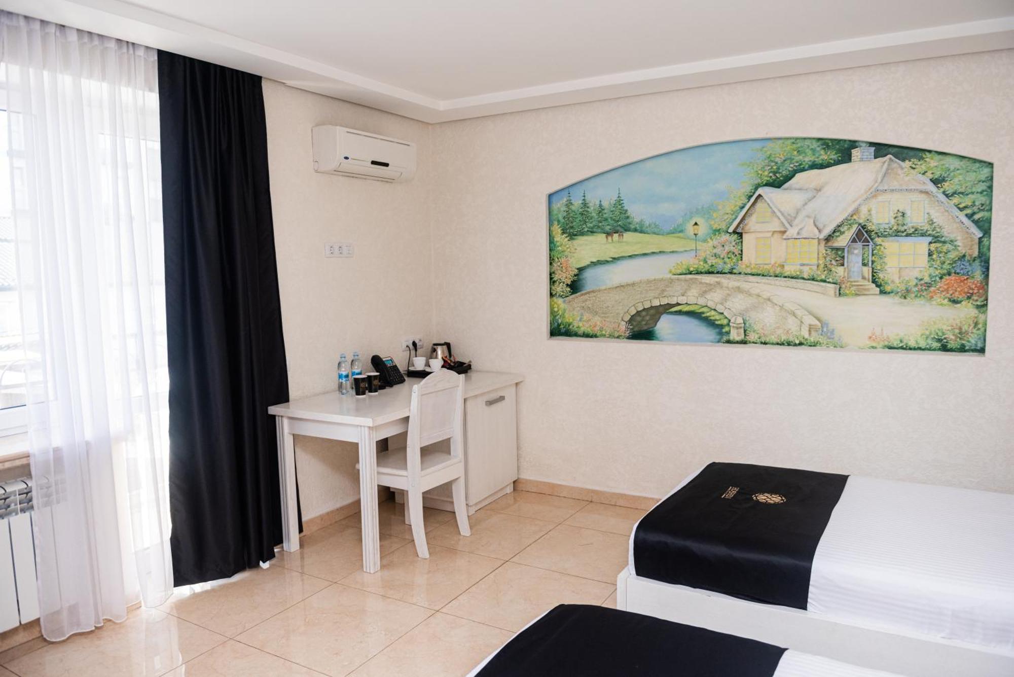 Hoshen Hotel Uman Exterior photo