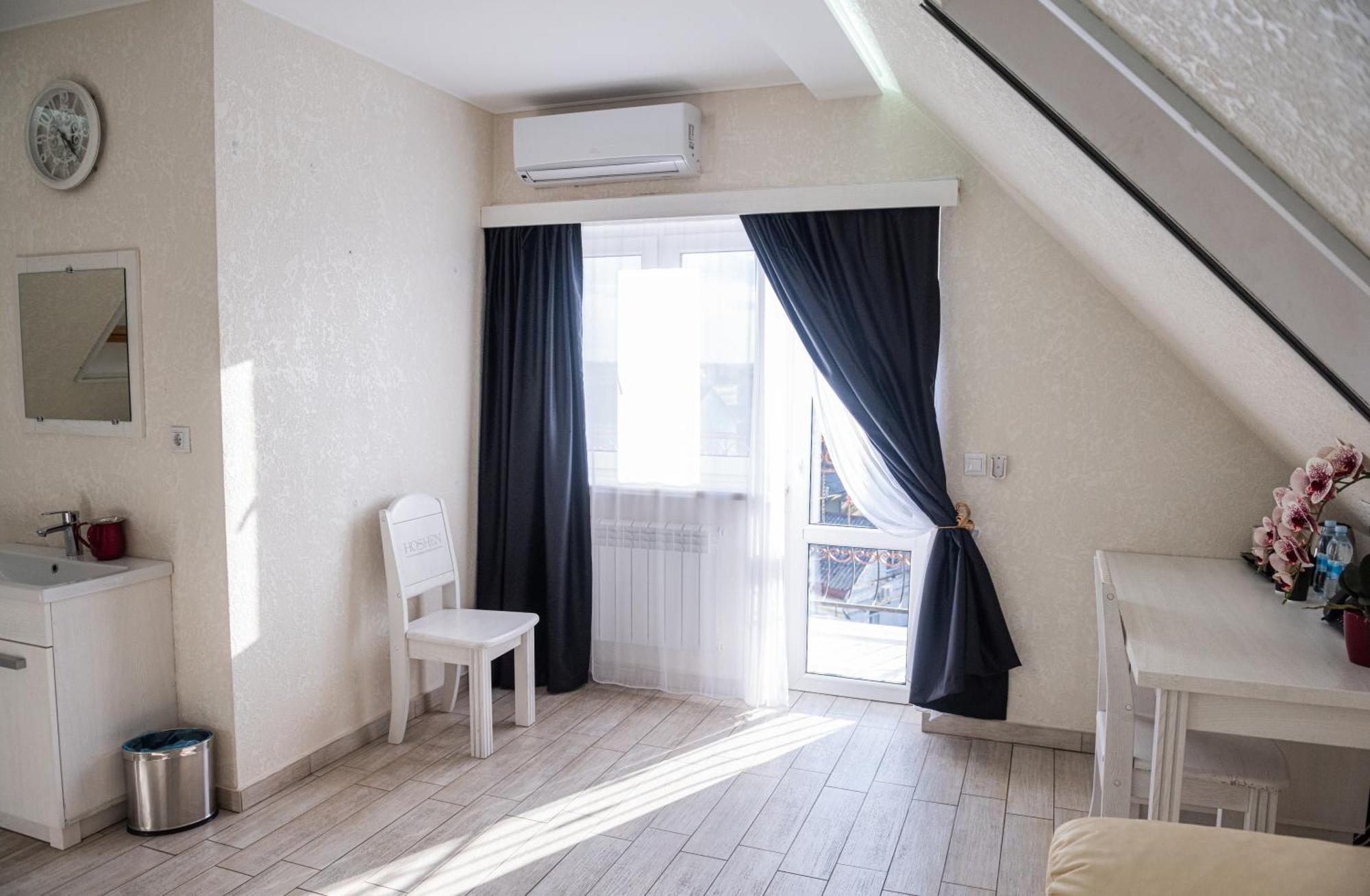 Hoshen Hotel Uman Exterior photo