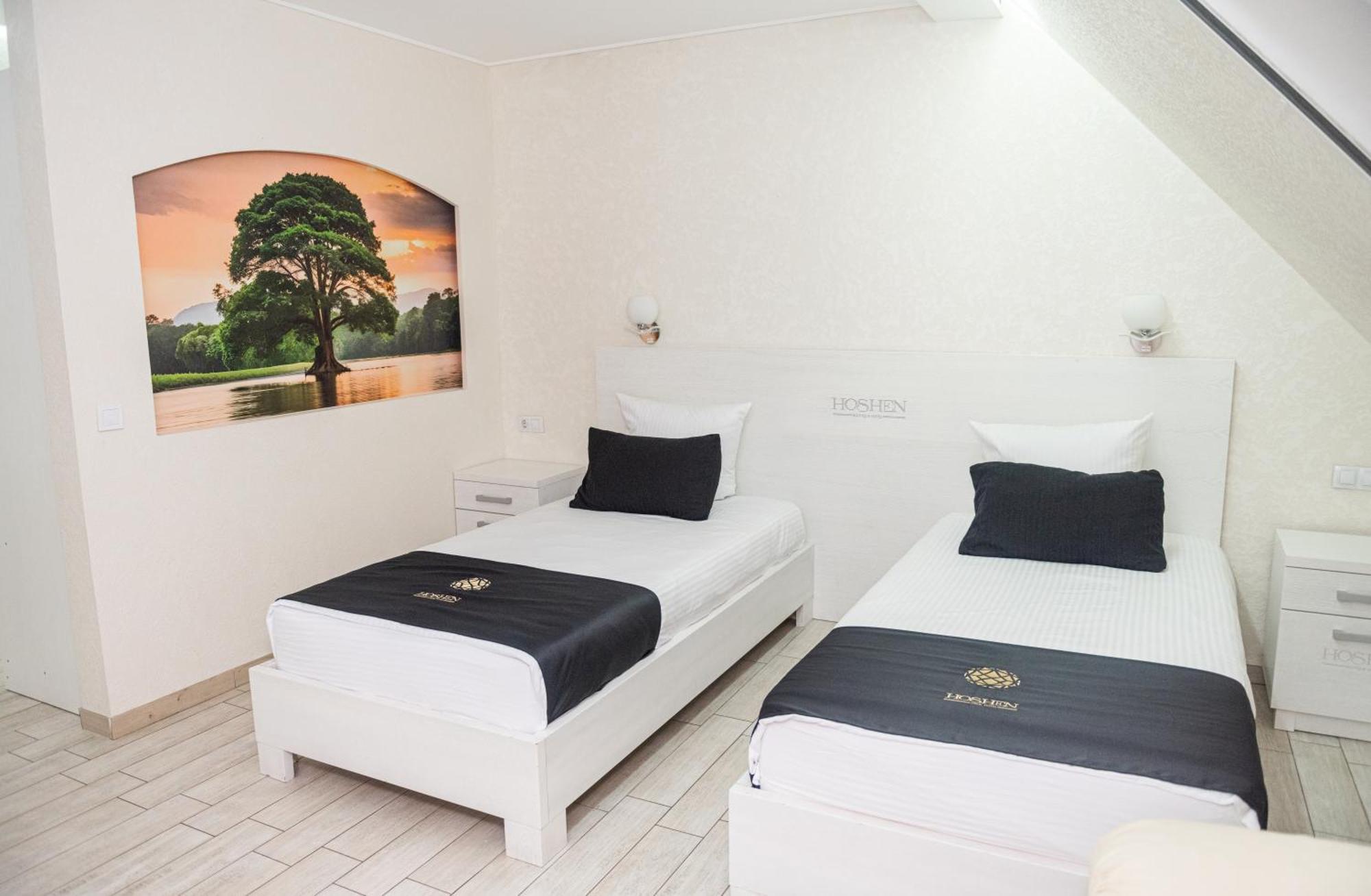 Hoshen Hotel Uman Exterior photo
